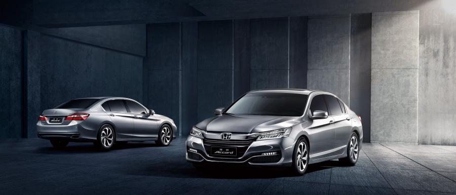  Honda Accord Sedan 2016 года  (CN) (фото 5 из 8)